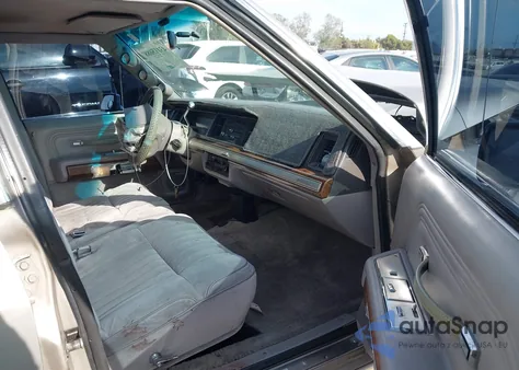 1990 Ford Crown Victoria S из США, поврежденный, VIN 2FACP72F6LX166392